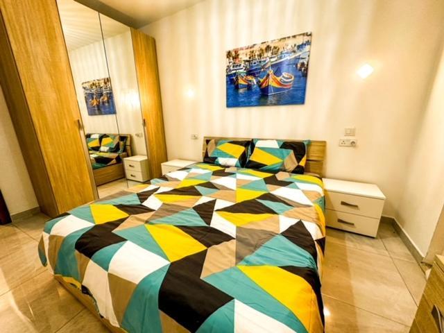 Sliema Jacuzzi Flat Daire Dış mekan fotoğraf